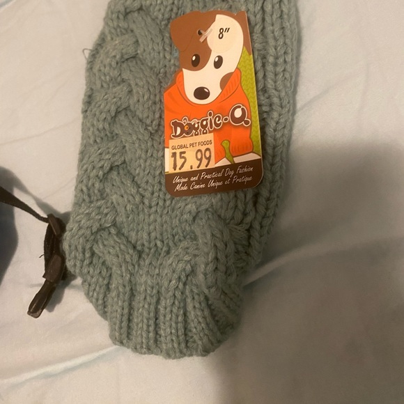 Tiny dog pullover to warm small dogs in cold weather - Picture 2 of 4
